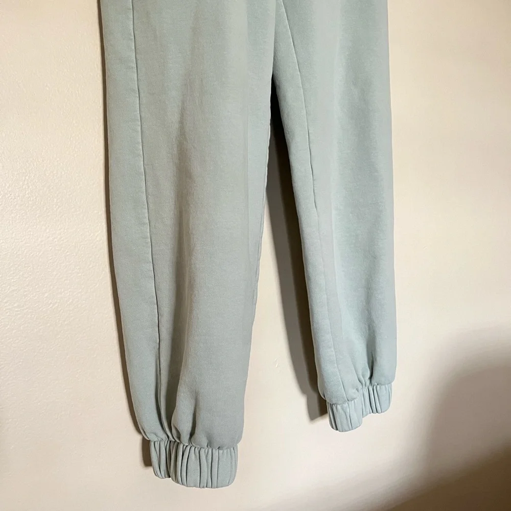 Brandy Melville/John Galt Green Rosa Sweatpants - Picture 7 of 7
